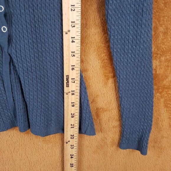 WEWOREWHAT Sweater Womens Small Teal Blue Snap Button Stretch Tight Cableknit - Picture 7 of 8